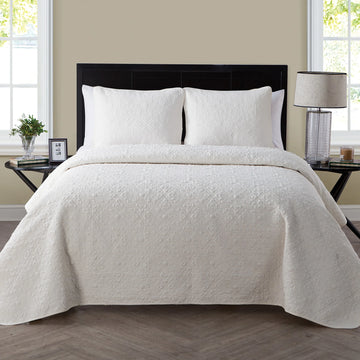 Caroline 2-Piece White Floral Quilt Set, Twin, Adult, Unisex