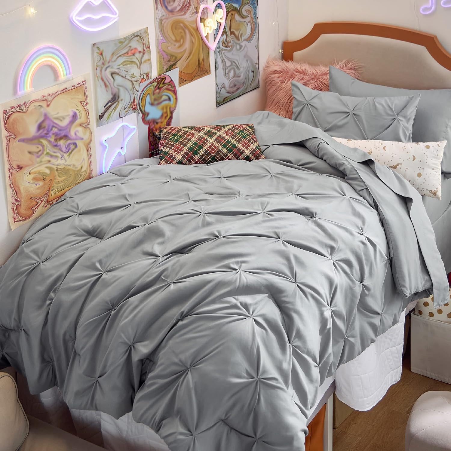 Bedsure Queen Comforter Set Grey - Bed in a Bag Queen Size 7 Pieces, GentleSoft™ Pintuck Bed Set Gift for Family, Pinch Pleat Grey Comforter with Sheets, Pillowcases & Shams